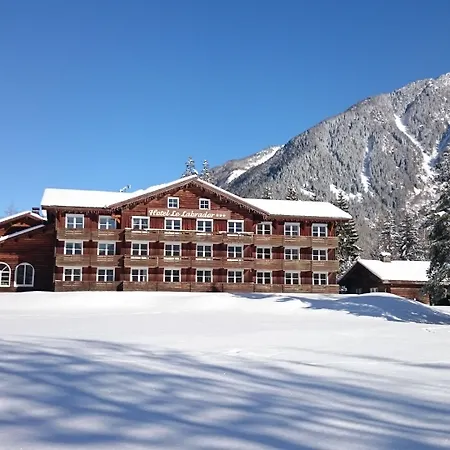 Отель Le Labrador Шамони