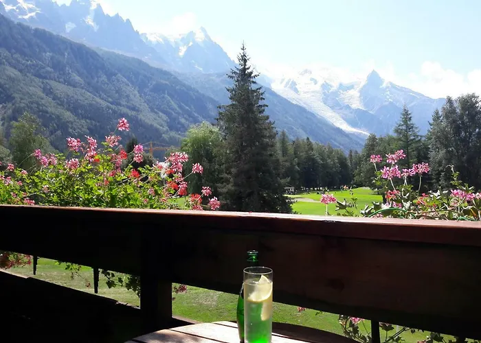 Отель Le Labrador Шамони